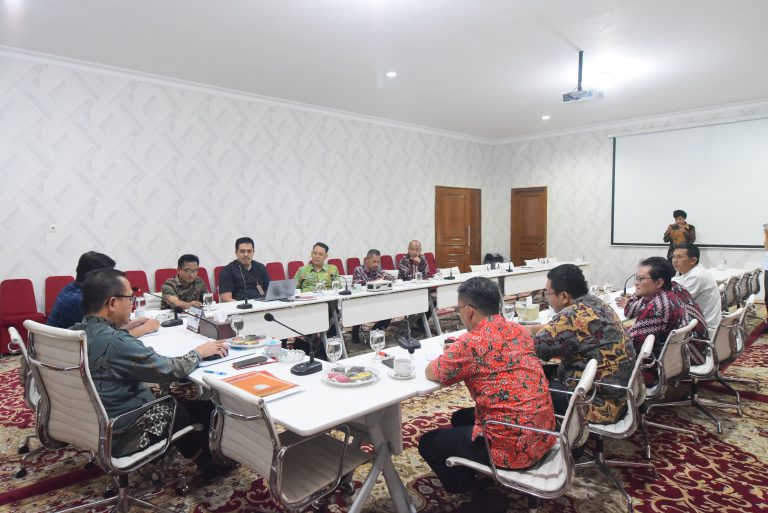 Rapat Evaluasi Penyelesaian Dokumen Dukcapil Pada Wilayah Perbatasan Kabupaten Banyuasin-Kota Palembang