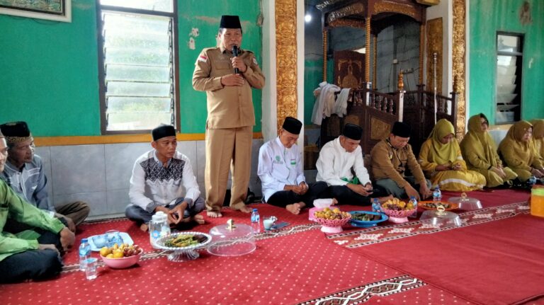 Pemerintah Desa Tebing Abang Kembali Laksanakan Roling Pengajian Rutin di Dusun 5